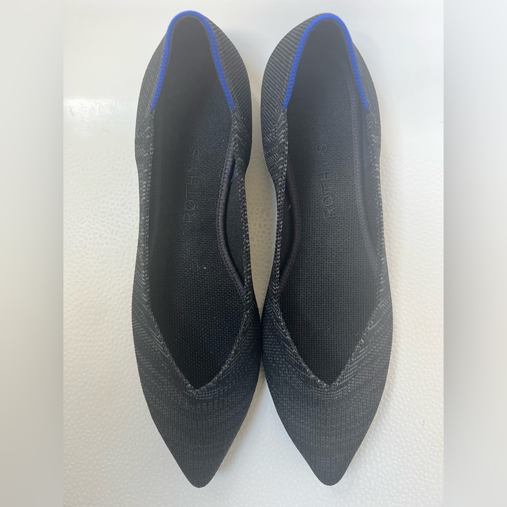 Rothy's The Point II flats in a black knitted gray marled pattern size 8.5